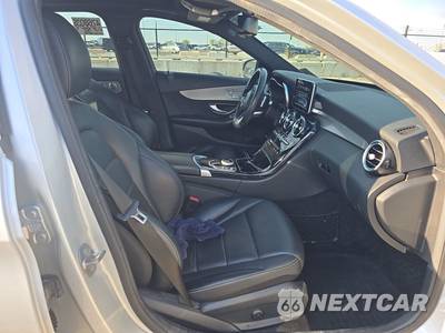 2018 Mercedes-Benz C 300 4MATIC Sedan - zdjęcie 8 z 22 - miniatura