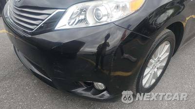2017 Toyota Sienna XLE Premium 7-Passenger 119.3" WB - zdjęcie 35 z 40 - miniatura