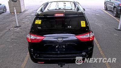 2017 Toyota Sienna XLE Premium 7-Passenger 119.3" WB - zdjęcie 5 z 40 - miniatura