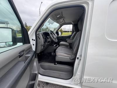 2020 Nissan NV1500 Cargo SV Standard Roof 146.1" WB - zdjęcie 45 z 59 - miniatura
