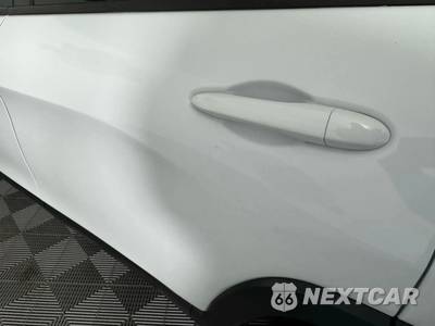 2022 Jeep Cherokee Latitude Lux - zdjęcie 25 z 48 - miniatura