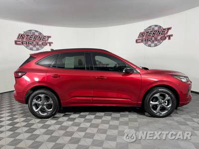 2023 Ford Escape ST-Line - zdjęcie 8 z 47 - miniatura