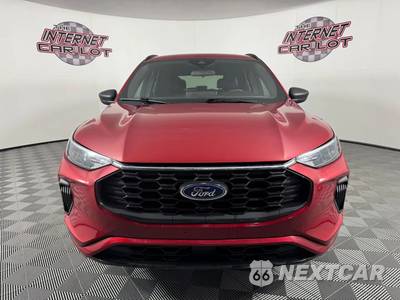 2023 Ford Escape ST-Line - zdjęcie 2 z 47 - miniatura