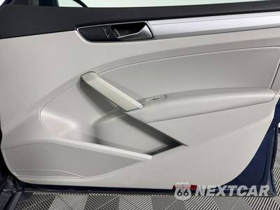 2019 Volkswagen Passat Wolfsburg - zdjęcie 41 z 47 - miniatura