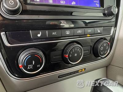 2019 Volkswagen Passat Wolfsburg - zdjęcie 20 z 47 - miniatura