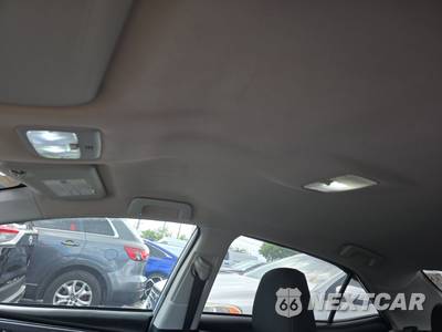 2018 Toyota Corolla LE Sedan - zdjęcie 17 z 18 - miniatura