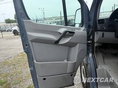 2018 Mercedes-Benz Sprinter 2500 Cargo Van Standard Roof 144.3" WB - zdjęcie 11 z 48 - miniatura