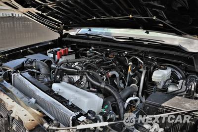 2025 Toyota 4Runner SR5 - zdjęcie 21 z 22 - miniatura
