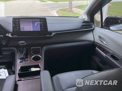 2022 Toyota Sienna XLE 7-Passenger 120.5" WB - zdjęcie 15 z 20 - miniatura