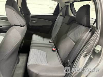 2017 Toyota Yaris LE Hatchback - zdjęcie 19 z 20 - miniatura