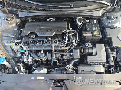 2025 Hyundai Elantra SEL Sport - zdjęcie 8 z 31 - miniatura