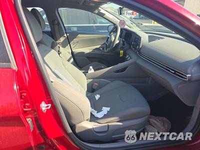 2025 Hyundai Elantra SE - zdjęcie 14 z 19 - miniatura