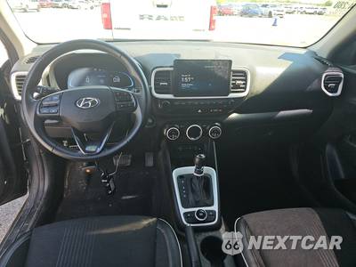 2024 Hyundai Venue Limited - zdjęcie 6 z 39 - miniatura