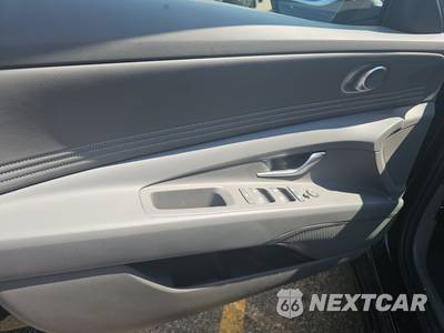 2025 Hyundai Elantra SEL Convenience - zdjęcie 15 z 21 - miniatura
