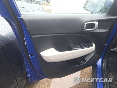 2023 Hyundai Venue SEL - zdjęcie 15 z 25 - miniatura
