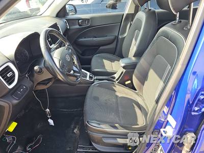 2022 Hyundai Venue Limited - zdjęcie 5 z 20 - miniatura