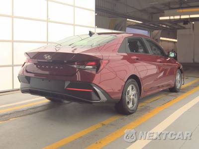 2024 Hyundai Elantra SE - zdjęcie 4 z 23 - miniatura