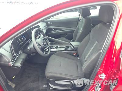 2024 Hyundai Elantra SE - zdjęcie 5 z 23 - miniatura