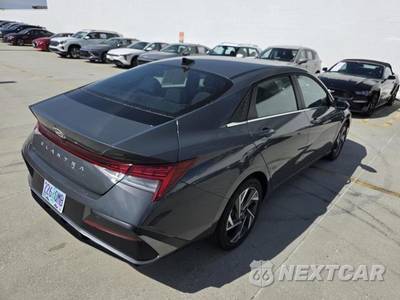 2025 Hyundai Elantra SEL Convenience - zdjęcie 2 z 19 - miniatura