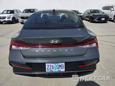 2025 Hyundai Elantra SEL Convenience - zdjęcie 18 z 19 - miniatura