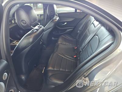 2021 Mercedes-Benz C 300 4MATIC Sedan - zdjęcie 13 z 23 - miniatura