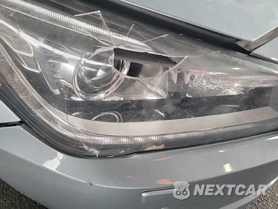 2016 Hyundai Genesis 3.8 Sedan - zdjęcie 23 z 30 - miniatura