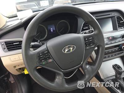 2016 Hyundai Sonata SE - zdjęcie 10 z 18 - miniatura