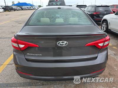 2016 Hyundai Sonata SE - zdjęcie 5 z 18 - miniatura