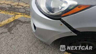 2012 Hyundai Accent GLS Sedan - zdjęcie 1 z 18 - miniatura