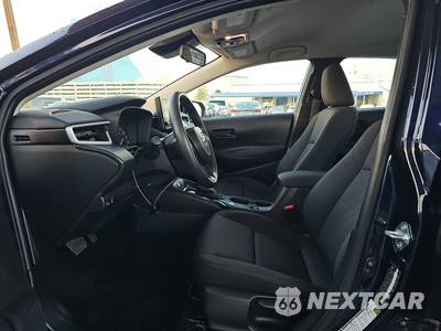 2025 Toyota Corolla LE Sedan - zdjęcie 7 z 23 - miniatura