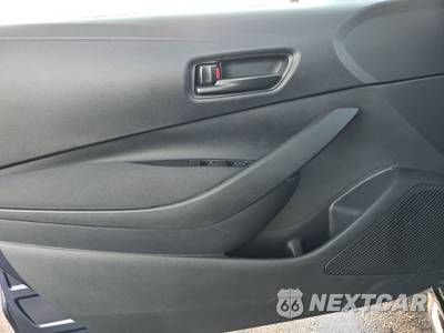 2025 Toyota Corolla LE Sedan - zdjęcie 9 z 23 - miniatura
