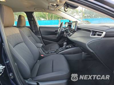 2025 Toyota Corolla LE Sedan - zdjęcie 8 z 23 - miniatura