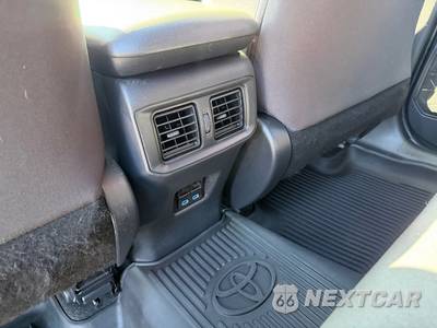 2022 Toyota RAV4 Prime SE - zdjęcie 22 z 30 - miniatura