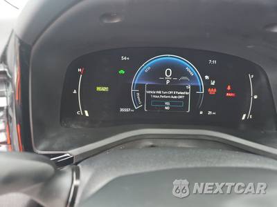 2025 Toyota Camry LE - zdjęcie 12 z 44 - miniatura
