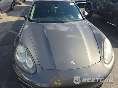 2014 Porsche Panamera 4 - zdjęcie 2 z 26 - miniatura
