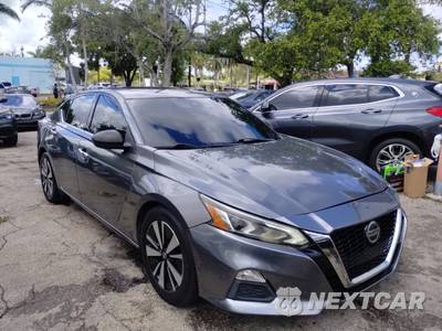 2019 Nissan Altima SL - zdjęcie 7 z 38 - miniatura