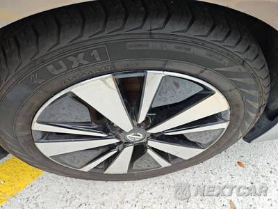 2019 Nissan Altima SL - zdjęcie 36 z 38 - miniatura