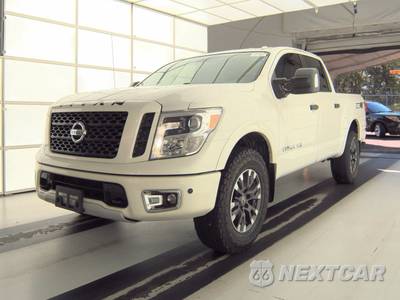 2018 Nissan TITAN PRO-4X Crew Cab Short Bed