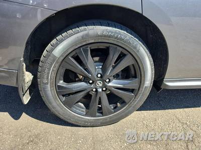 2018 Nissan Pathfinder SL - zdjęcie 10 z 28 - miniatura