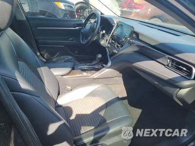 2022 Toyota Camry SE - zdjęcie 8 z 24 - miniatura