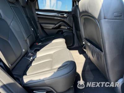 2016 Porsche Cayenne - zdjęcie 18 z 29 - miniatura