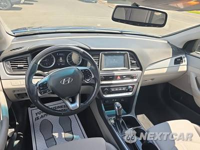 2018 Hyundai Sonata SEL - zdjęcie 8 z 15 - miniatura
