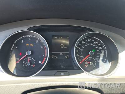 2015 Volkswagen Golf 1.8T S Hatchback - zdjęcie 12 z 26 - miniatura