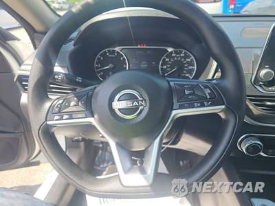 2025 Nissan Altima SV - zdjęcie 16 z 24 - miniatura