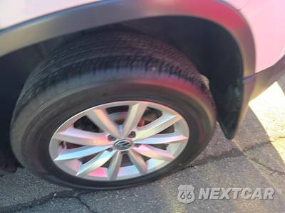 2017 Volkswagen Tiguan Wolfsburg - zdjęcie 11 z 22 - miniatura