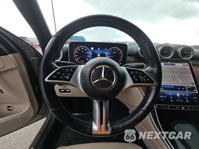2023 Mercedes-Benz C 300 Sedan - zdjęcie 10 z 19 - miniatura