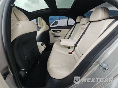 2023 Mercedes-Benz C 300 Sedan - zdjęcie 13 z 19 - miniatura