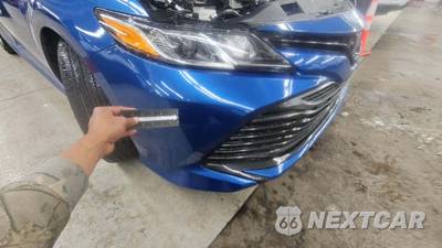 2020 Toyota Camry Hybrid LE - zdjęcie 23 z 40 - miniatura