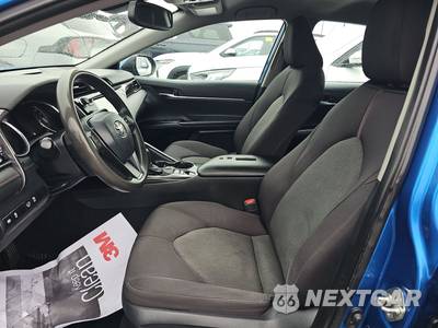 2020 Toyota Camry Hybrid LE - zdjęcie 7 z 40 - miniatura