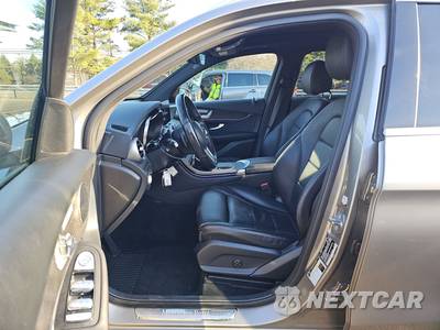 2020 Mercedes-Benz GLC 300 4MATIC - zdjęcie 7 z 23 - miniatura